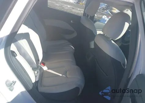 2013 Dodge Dart Limited z USA, uszkodzony, nr VIN 1C3CDFCA1DD336994